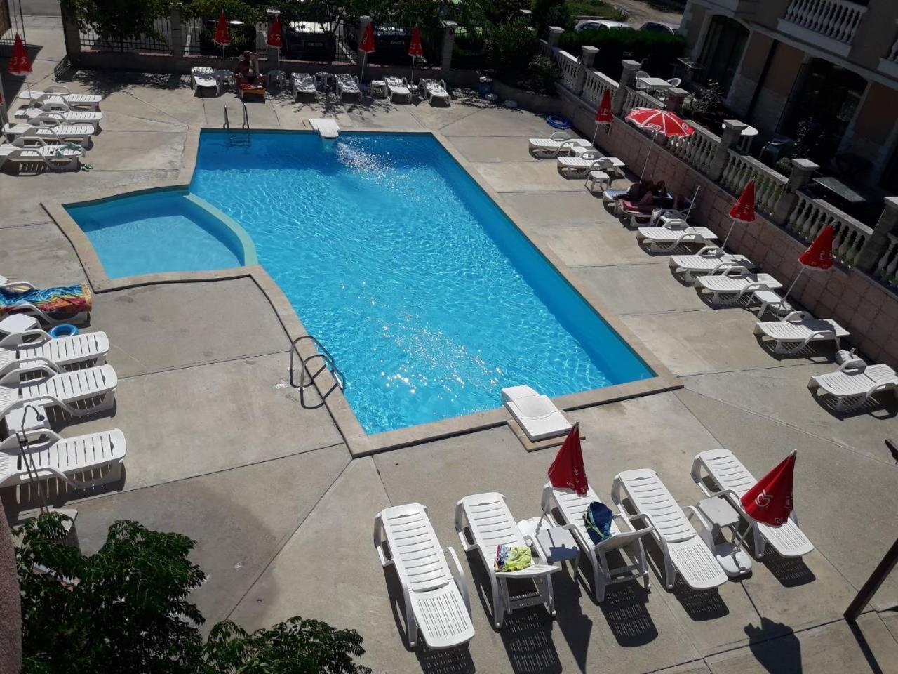 Hotel Black Sea - Breakfast, Pool & Free Parking Obzor Dış mekan fotoğraf